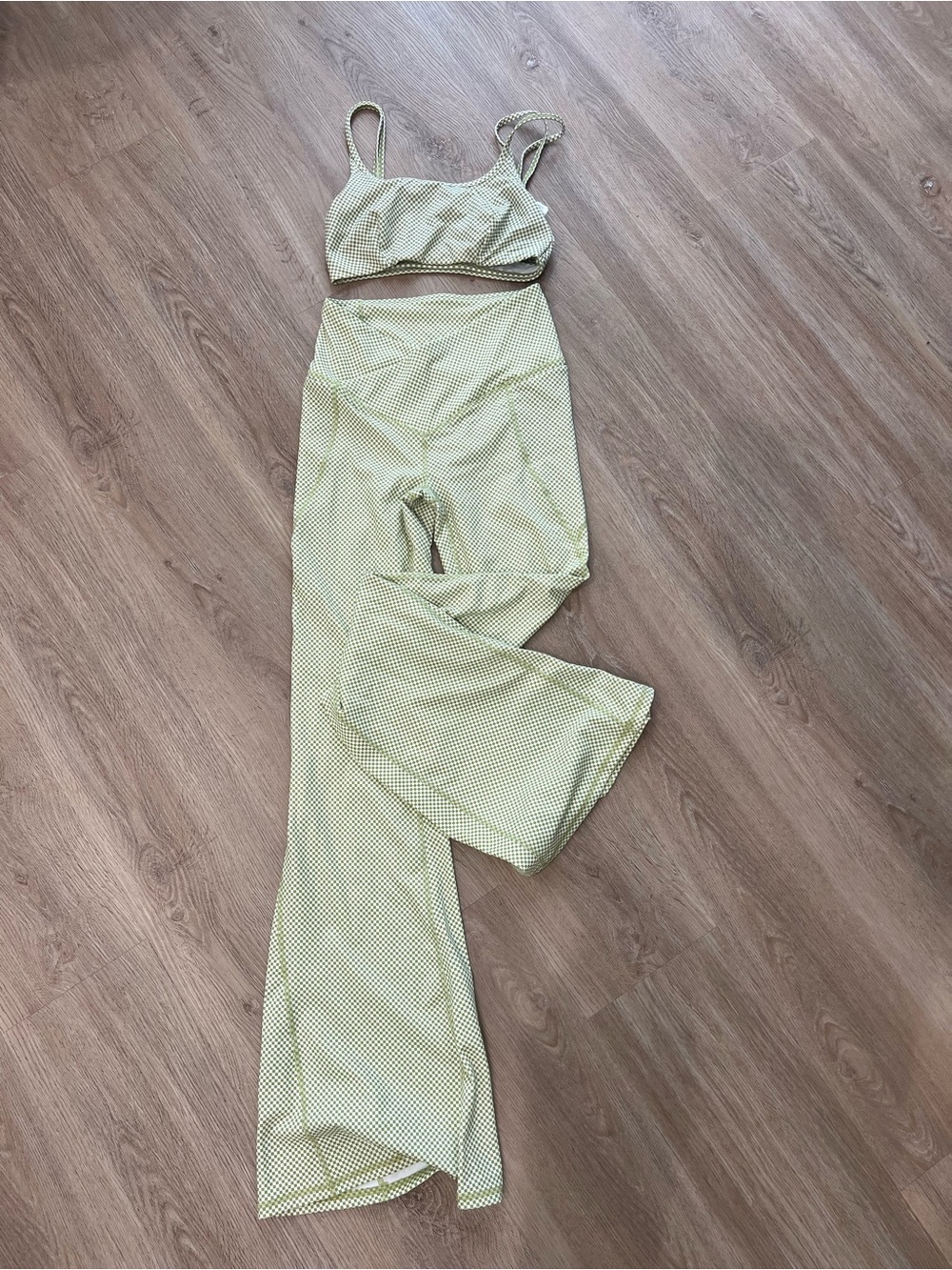 Fabletics Light Green and White Checkerprint Set